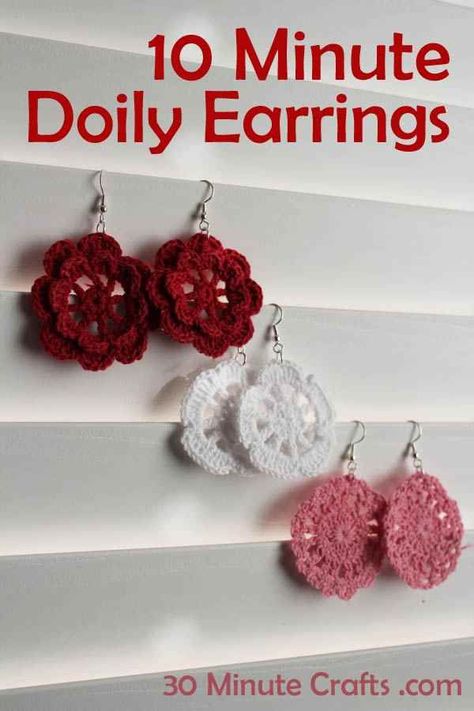 10 Minute Doily Earrings , 10+ Cute And Easy 10 Minute Crochet Projects [Free Patterns] Crochet Projects Free, Crochet Project Free, Crochet Jewlery, Crochet Jewelry Patterns, Crochet Earrings Pattern, Mode Crochet, Crochet Booties, Crochet Diy, Valentines Jewelry