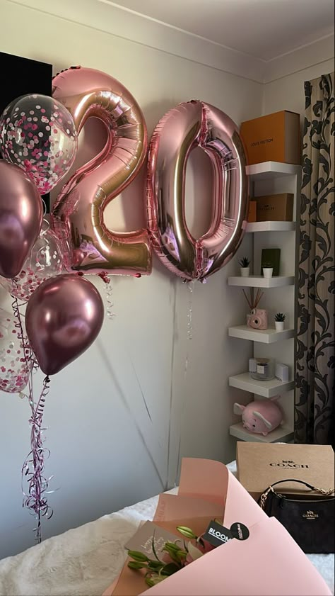 20th Balloons Birthday, Kylie Jenner 20th Birthday, 20th Birthday Aesthetic Wallpaper, 20 Bday Balloons, It’s My 20th Birthday, 20 Balloons Birthday, 20 Birthday Vision Board, Twentyth Birthday, 20th Birthday Backdrop Ideas