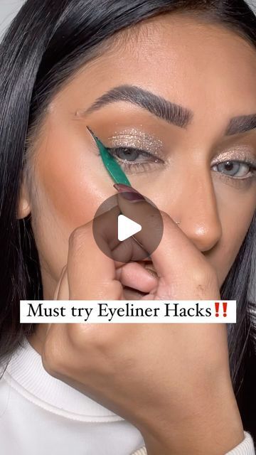 Rashna Kutwaroo on Instagram: "Which eyeliner hack would you like to try? If you’ve tried both which one is your favourite?! Let me know🤍 . . #eyeliner #wingedliner #wingedeyeliner #eyelinerhacks #eyelinerhack #easyliner #eyelinerideas #wingedeyeliner #linerhacks #makeupforbeginners #makeuptips #makeuphacks #makeuptricks" How To Do Eyeliner Wings, Perfect Winged Eyeliner Hacks, Eye Liner Step By Step How To Put On, How To Put Liner On Eyes, How To Make Cat Eyes With Eyeliner, How To Do Black Eyeliner, Wing Eyeliner Tutorial For Beginners, Best Way To Do Eyeliner, Felt Tip Eyeliner Tutorial