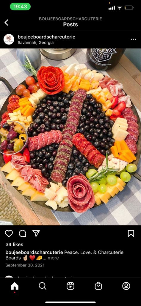 70s Charcuterie Board, Groovy Party Snack Ideas, Soul Party Ideas, 70 Themed Birthday Party Ideas, Hippies Themed Party, 70s Style Birthday Party, Two Groovy Charcuterie Board, Peace Sign Food Ideas, Sixties Birthday Theme 60s Party