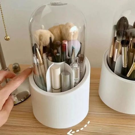 Makeup brush storage