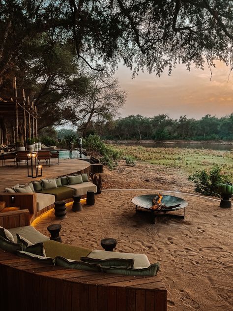 Lolebezi the one of the top 10 new hotels, you should be visiting this year. Set in the Lower Zambezi, this incredible lodge has top-of-the-line designs and the perfect location for wildlife scenery. Jungle Lodge Design, Lodge Landscaping, Safari Lodge Interior, Safari Resort, Bamboo Village, African Lodge, Lodges Design, River Houses, Farm Hotel