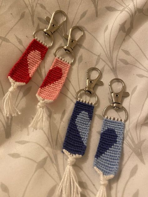 These handcrafted heart-shaped keychains are the perfect way to show your love for your significant other or your best friend. Each keychain is made with high-quality materials and features a unique design that will make your loved one smile. Order yours.#crochetkeychain #handmadegifts #DIYkeychain #crochetlove #keychainaddict Crochet Best Friend Keychain, Friendship Ideas Gift, Cute Mini Keychains, Matching Gifts For Friends, Crochet Gifts For Couples, Cute Couple Keychains, Crochet Gifts For Best Friends, Best Friend Crochet Gift Ideas, Crochet Keyring Ideas