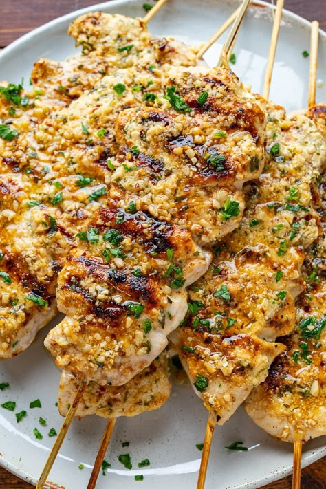 Skewered grilled chicken crusted in butter, garlic, and parmesan with a hint of lemon! Best Way To Make Grilled Chicken, Dinner On The Grill Ideas Families, Meat On Grill Ideas, Chicken Recipes Grilling, Grilled Chicken Fingers, Different Grilling Ideas, Dinner Recipes With Grilled Chicken, Capital Grille Recipes, What To Do With Grilled Chicken