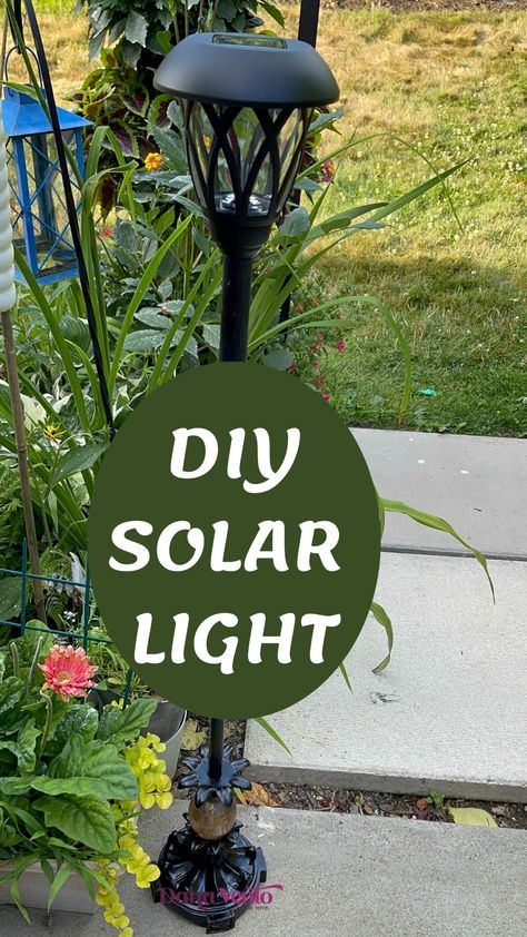 Diy Solar Lights Ideas Outdoor Lamps, Solar Lamps Diy, Best Outdoor Solar Lights, Solar Light Projects, Rustic Garden Design, Solar Lamps, Outdoor Solar Lamps, Backyard Covered Patios, Solar Powered Lamp