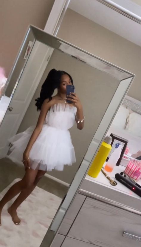 15 Bday Outfits, Cute Birthday Outfits Black Women Sweet 16, Homecoming Court Dresses Black Women, 17 Bday Outfit Ideas, Dress For 14th Birthday, Birthday Day Dress, Cute Birthday Dresses 16, Birthday Outfits Black Women 16, Tulle Tube Top Outfit