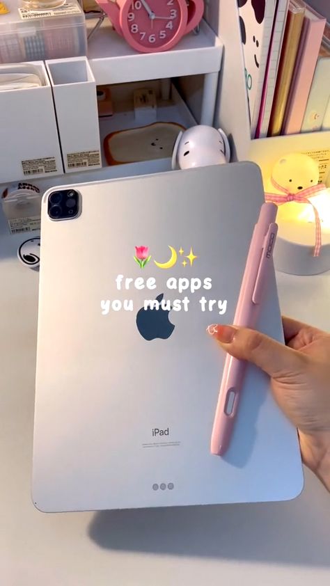 Free iPad apps you must try. iPad hacks for Digital planner. diyplannernotebooklayout #freeplannerpages #fitnessplanner Free Apps You Must Try, Kawaii Ipad Setup, Cute Laptop Apps, What To Do With An Ipad, Coloring Apps For Ipad, Ipad Hacks Aesthetic, Ipad Air Hacks, Notability Hacks, Things To Do On Your Laptop