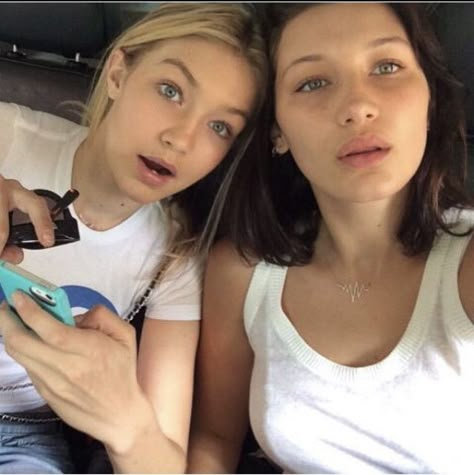 Mrs Bella, 2014 Era, Isabella Hadid, Bella Gigi Hadid, 2014 Tumblr, Acai Bowls, Bella Gigi, Alexis Ren, Hadid Sisters