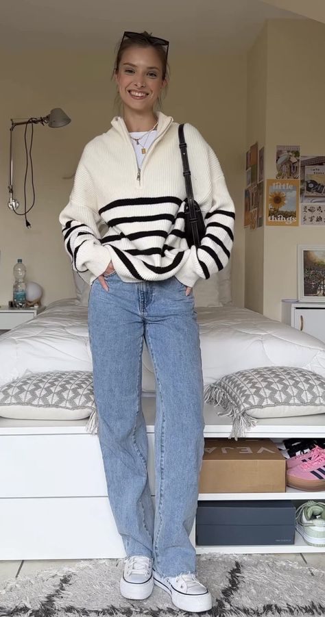 La Winter Outfits Casual, Outfit Inspo Cold Spring, Ivory Converse Outfit, Casual Cold Spring Outfit 2024, Outfit Ideas Cold Spring, Spring Outfits 2024 Cold, Seattle March Outfit, Smart Summer Casual Women, Spring Outfits 2024 School