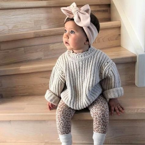 Girls Winter Outfits, Baby Ootd, Handmade Sweater, Baby Fits, Girls Fall Outfits, Foto Baby