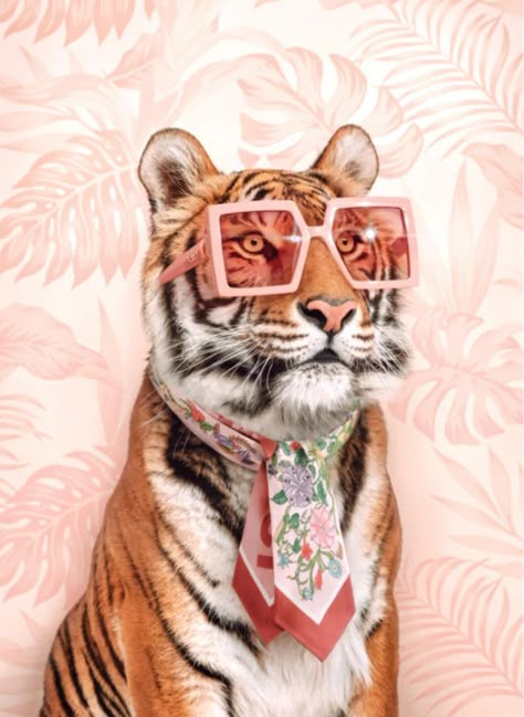 King Of The Jungle, Gucci Style, Tiger Art, A Tiger, A Wallpaper, Artist On Instagram, Artsy Fartsy, Instagram Fashion, Ideas De Fondos De Pantalla