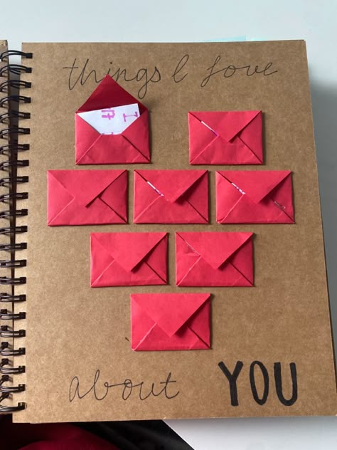 Scrapbooking Idea Boyfriend, Valentines Card Diy For Boyfriend, Diy Bf Gifts Paper, Craft Book For Boyfriend, Boyfriend Gifts Scrapbook, Ideas For A Scrapbook, Boyfriend Birthday Craft Ideas, Craft Book Ideas For Boyfriend, Bf Presents Ideas