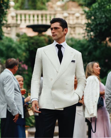 White Jacket Suit Men, Husband Wedding Suit, White Blazer Outfit Men, Wedding Suits Groom Unique, Stylish Suits For Men, White Blazer Men, White Blazer Outfits, Suit For Men Wedding, Suits Groom