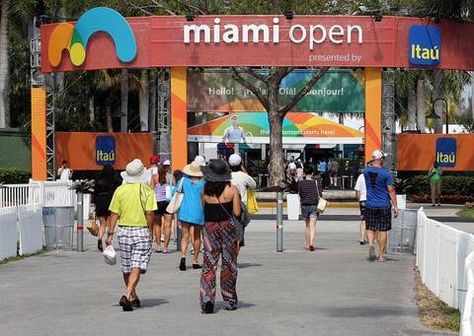 5 new things at the Miami Open Tennis Miami Open Tennis, Crandon Park, Miami Open, Mother Daughter Trip, Tennis Tournament, Tennis Center, Key Biscayne, Tennis Tournaments, Food Fashion