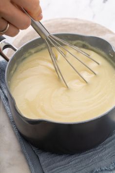 Roux Sauce, Roux Recipe, Pudding Recipes Homemade, Vanilla Pudding Recipes, Homemade Vanilla Pudding, Sour Milk, White Sauce Recipes, Homemade Banana Pudding, Homemade Pudding