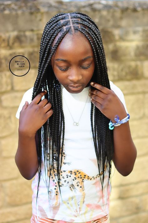 Girl Hair Braids, Brown Girl Hair, Box Braids Kids, Kiddie Hairstyles, Scarlett Hair, Kids Braid Styles, Baby Braids, Stacked Hairstyles, Kids Box Braids