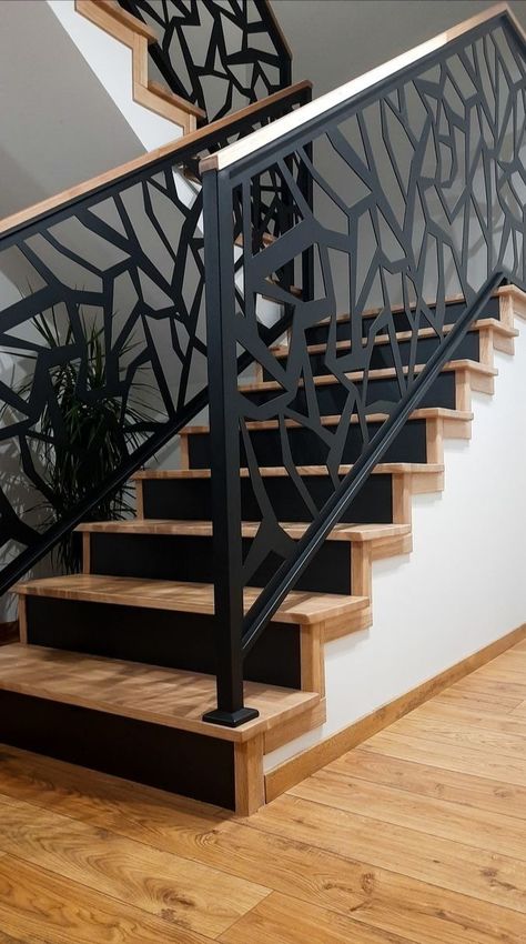 درابزين السلم, Stair Design Architecture, درج السلم, Steel Railing Design, Staircase Interior Design, Modern Stair Railing, Staircase Design Modern, Staircase Railing Design, Stairs Design Interior