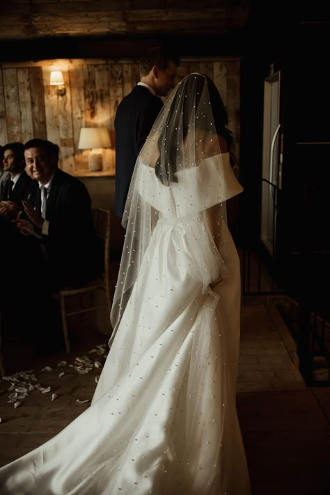 Off the shoulder Eve Lendel wedding dress worn by the bride with a pearl wedding veil for rustic luxe wedding at Hidden River Barns Satin Wedding Dress Pearl Veil, Pearl Sheer Wedding Dress, Satin Wedding Dress With Pearl Veil, White Wedding Dress With Pearls, Pearl Belt Wedding Dress, Wedding Vail Pearl, Long Hair Wedding Veil, Pearl Veil Hair Down, Pearl Sparkle Veil