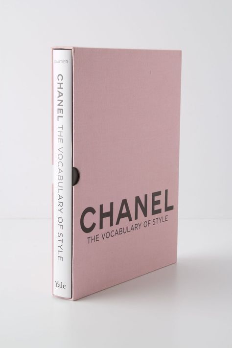 Chanel: The Vocabulary of Style (Yale ... Parfum Chanel, Pink Book, P90x, Books Decor, Table Books, Think Pink, Everything Pink, Trend Forecasting, Coffee Table Books