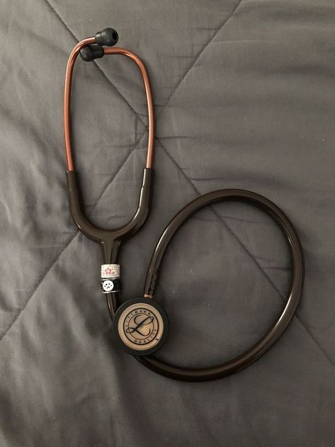 Brown Stethoscope Aesthetic, Sthetoscope Medical Aesthetic, Brown Stethoscope, Stethoscope Colors, Littman Stethoscope, Medical Humor Doctor, Medical School Quotes, Doctor Quotes Medical, Doctor Quotes