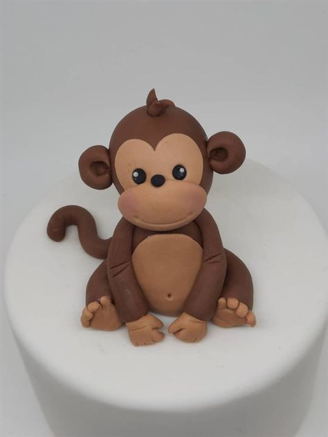 Monkey Topper, Monkey Cake Topper, Fondant Monkey, Monkey Birthday Cakes, Cake Monkey, Fondant Elephant, Elephant Cake Toppers, Monkey Animal, Monkey Crafts