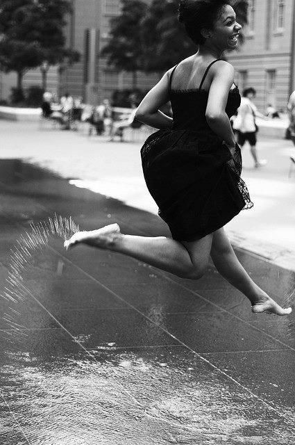 Wow Photo, Foto Art, Pure Joy, Rain Photography, Dancing In The Rain, Black N White, Bw Photo, Black And White Pictures, In The Rain