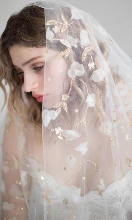 25 Unique Veils None of Your Friends Have Worn Floral Veils, Unique Veils, Unique Wedding Veils, Unique Veil, Veil Inspiration, Embroidered Veil, Gorgeous Wedding Makeup, Veil Ideas, Floral Veil