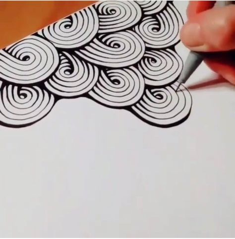 Modele Zentangle, Zantangle Art, Beautiful Pencil Drawings, Arte Doodle, Zen Tangles, Tangle Doodle, Zentangle Designs, Doodle Art Drawing, Tangle Art