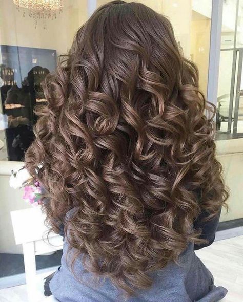 Sent my bf to the salon to get a hair cut he came back like this Long Hair Models, Curls For Long Hair, Quince Hairstyles, Prom Hairstyles For Long Hair, Beautiful Curls, Permed Hairstyles, Wedding Hairstyles For Long Hair, Long Curly Hair, Long Curly