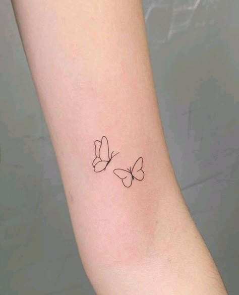 Butterfly Tattoo Side Of Wrist, 1 Line Butterfly Tattoo, Very Simple Butterfly Tattoo, Tiny Side Wrist Tattoos For Women, 2 Small Butterflies Tattoo, Simple Butterflies Tattoo, Small Tattoos Butterfly Simple, Butterfly Minimal Tattoo, Tiny Butterfly Tattoo Simple