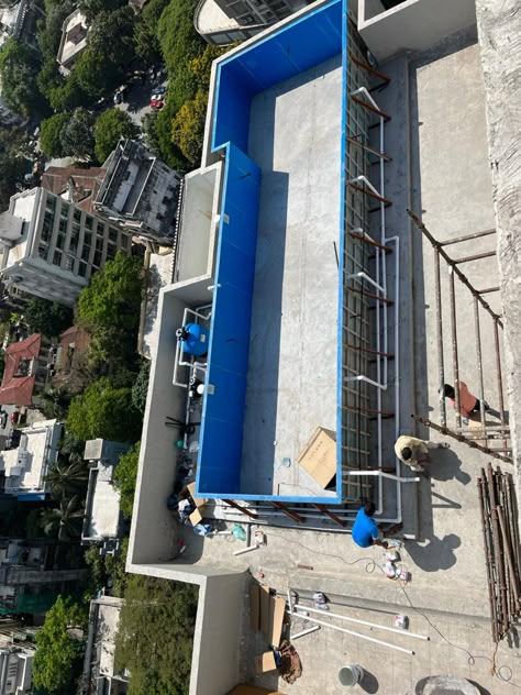 Prefab pool for Rooftop Frp Swimming Pool, Terrace Pool Design, Terrace Design With Pool, Rooftop Swimming Pool Home, Rooftop Pool Ideas, Rooftop Terrace Pool, Rooftop Pool Design, Roof Swimming Pool, Small Apartment Building Design