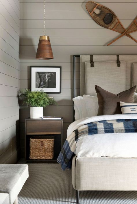 See this stunningly beautiful lakeside summer escape on Upper Gull Lake Bedroom Colour Design, Lake House Bedroom Ideas, Modern Lake House Decor, Lakehouse Bedroom, House Bedroom Ideas, Lake House Bedroom, Rustic Lake Houses, Gull Lake, Bedroom Colour