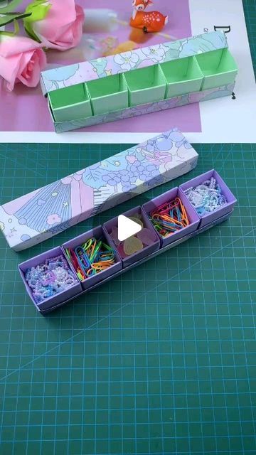 Origami Scrapbook, Box Papercraft, Origami Kutu, Paper Rose Craft, Craft Paper Storage, Handmade Paper Art, Paper Box Diy, Paper Folding Crafts, Rose Crafts