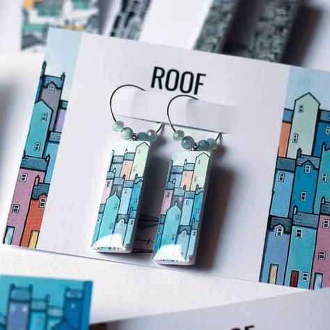 Roof Series earrings by Things of Paper are included in this round up of paper jewelry on All Things Paper blog Diy Recycled Earrings, Diy Jewelry Recycled, Paper Beads Diy, Paper Quilling Earrings, Recycled Earrings, Paper Blog, Paper Bead Jewelry, Paper Earrings, Painted Earrings