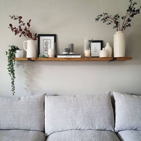 Float Shelf, Floating Shelves Living Room, Shelf Decor Living Room, Home Decor Wallpaper, Couch Decor, Living Room Shelves, Home Decor Ideas Bedroom, Decor Wallpaper, Decor Ideas Bedroom