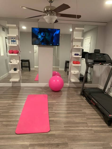 Hvac Room Storage, Home Gym Inspiration Bedroom, Cute At Home Gym Ideas, Home Workout Room Aesthetic, At Home Gym Inspiration, Aesthetic Home Gym Room, Home Gym Ideas For Women, Workout Room Bedroom, Home Gym Goals