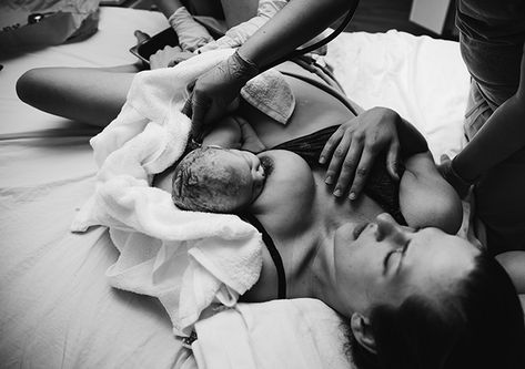 Baby Breastfeeding Aesthetic, Breastfeeding Photoshoot Ideas, Nursing Photography, Breastfeeding Art, Doula Services, Birth Photographer, Postpartum Body, Lactation Consultant, Motherhood Journey