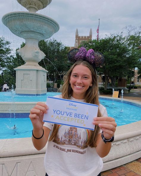 if you keep on believing, the dream that you wish will come true✨🏰💖🎠🐭 I’m ecstatic to share that I’ve accepted an internship offer with the Walt Disney Company and will be moving to Orlando to start making magic in January! This has been a dream of mine for a good while and I am thrilled to embark on this journey and work for the mouse!! I’ll be documenting my program on @kristens.archives if you want to follow along! Working At Disney Aesthetic, Working At Disney, Disney Internship, Lounge Fly, Disney Fits, Disney Adult, Disney College, Disney College Program, Cute Disney Outfits