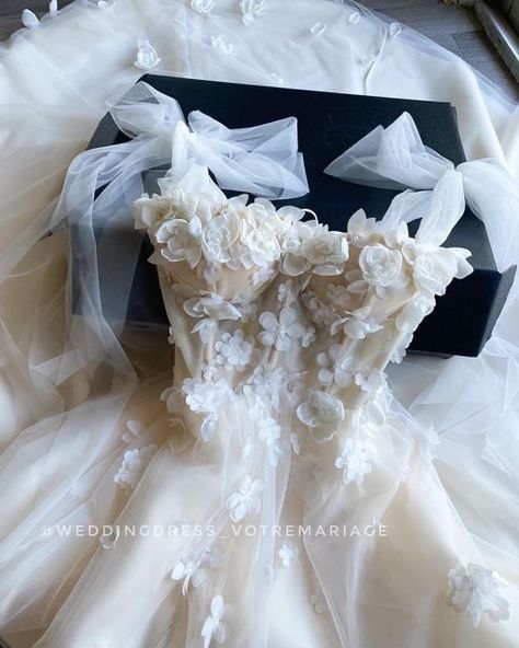 White Dresses With Flowers, Flower Corset Wedding Dress, Wymsical Wedding Dress, Toole Wedding Dress, 3d Flowers Wedding Dress, Wedding Dress With Flowers On It, Flowers On Wedding Dress, Flower Wedding Dress Floral Gown, Whimsical Wedding Dress Romantic