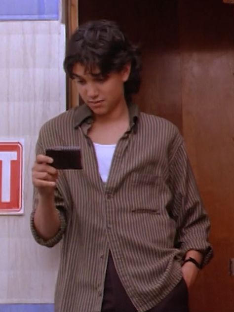 Daniel Karate Kid, Ralph Macchio The Outsiders, Wall To Wall Carpet, Robin Scherbatsky, 80s Actors, Daniel Larusso, 80s Men, 90s Men, Karate Kid Cobra Kai