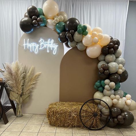 Rustic Western Birthday Party, Western Theme Bday Party, Western 21st Birthday Party Ideas, Mexican Cowgirl Birthday Party, Western Back Drop Ideas, Western Theme Party For Men, Vaquera Backdrop, Vaquero Backdrop, Nuetral Pallete Birthday