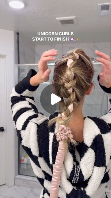 Lindsey on Instagram: "My unicorn heatless curls start to finish!! I have gotten so many requests to do a tutorial so here is a start to finish video!! Think french braid but one of the sections is the heatless curling rod! If you want a slower tutorial where I walk you though it, comment below and I’ll make one 🦄✨🫶🏼   My heatless curlers are from @theeffortlessshop and you can use my code LINDSEYHAIR to save some money on your order!!   LOVE YOU GUYS!!!" How To Braid Hair For Heatless Curls, Step By Step Heatless Curls, Unicorn Heatless Curls Results, French Braid Heatless Curls, Heatless Curls How To, Unicorn Overnight Curls, Heartless Curls Overnight Unicorn, Heatless Curls Unicorn Method, How To Do Unicorn Heatless Curls