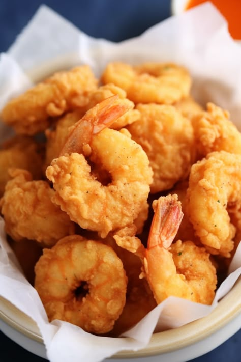 Fried Shrimp With Flour, Shrimp Recipes Crispy, Shrimp Breading Recipes, Cornmeal Fried Shrimp, Fried Shrimp With Cornstarch, Fried Prawns Crispy, Shrimp Fry Batter, How To Make Fried Shrimp, Deep Fried Shrimp Batter