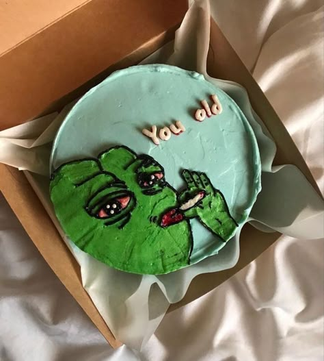 Men’s Birthday Cake Ideas Funny, Birthday Cakes For Men 21, Funny Birthday Cake For Boyfriend, Funny Lunchbox Cake, Boyfriend Cake Ideas Birthdays, Funny Cake Designs For Men, Funny Birthday Cakes For Men Boyfriends, Funny Bday Cakes For Men, Boyfriend Bday Cake