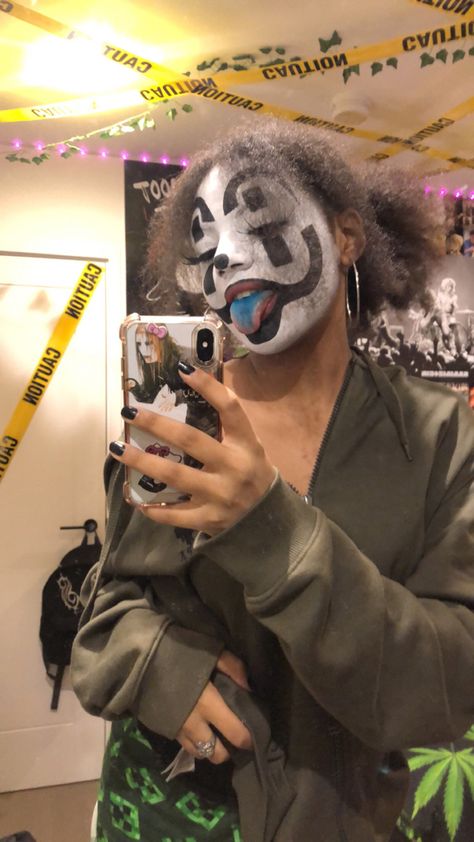 Violent J Outfits, Icp Juggalo Outfit Ideas, Icp Makeup Look, Juggalo Face Paint Ideas, Icp Halloween Costume Ideas, Juggalo Aesthetic Outfit, Juggalo Halloween Costume, Black Juggalo, Violent J Makeup