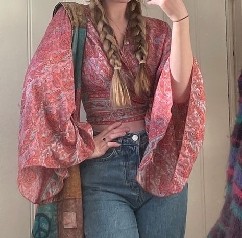 Pink Hippy Outfit, Pink Boho Outfits, Elegant Hippie Outfits, Aesthetic Boho Outfits, Outfit Hippie Mujer, Pink Hippie Outfit, Pink Boho Outfit, Whimsigoth Aesthetic Fashion, 70 Outfits 70s Fashion