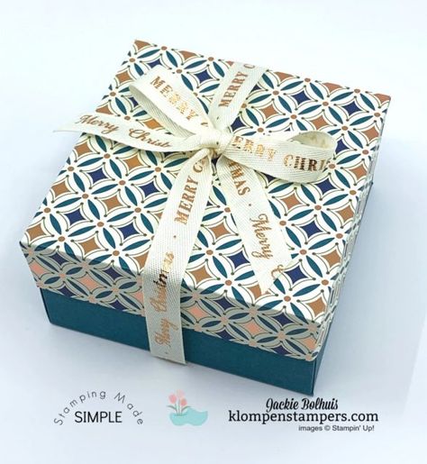 Mind blowing gorgeous gift boxes you can make! Use the stacked boxes as one gift set or give as single gifts. Lovely & budget friendly paper gift boxes for any occasion. www.klompenstampers.com #giftboxesdiy #paperboxes #howtomakeapaperbox #papercraftgifts #diygifts #klompenstampers #jackiebolhuis #stampinup Budget Friendly Gift, Gift Box Design, Hand Embroidery Flowers, Easy Diy Gifts, Paper Gift Box, Diy Gift Box, Diy Box, 로고 디자인, Gorgeous Gift