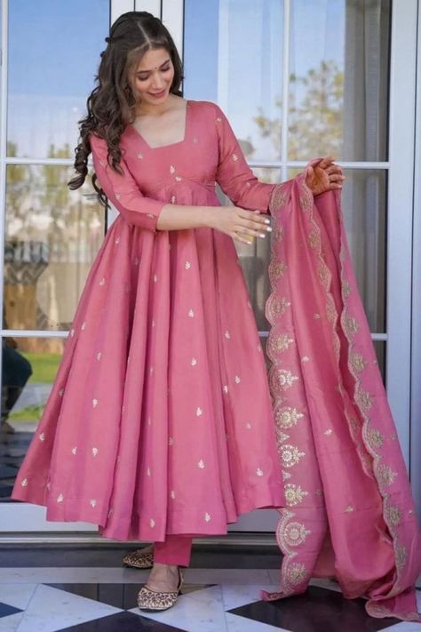 Punch Pink Silk Anarkali Pant Kameez with Embroidered Dupatta Anarkali Dress New Design, Simple Silk Suit Designs, Anarkali Organza Suit, Silk Saree Suits Designs Idea, Anarkali Suit Designs Indian Style, Casual Anarkali Suits, New Design Anarkali Dress, Ethnic Anarkali Dresses, Rani Pink Anarkali Suit