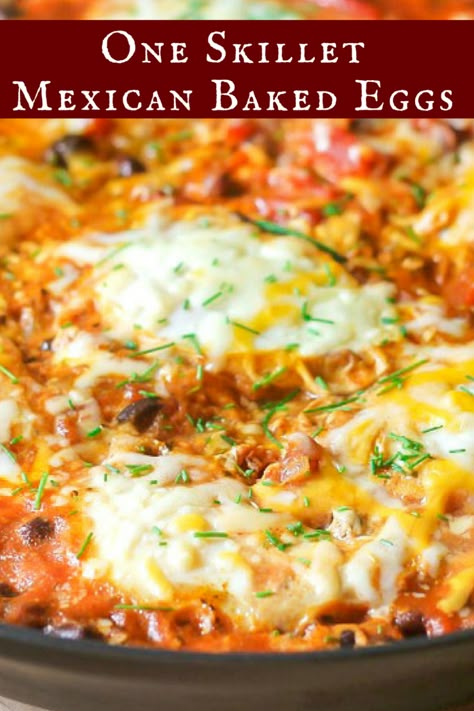 Eggs A La Francaise, Cheesy Eggs In Purgatory, New Egg Recipes, Recipes Using Lots Of Eggs, Eggs For Dinner, Egg Recipes For Dinner, Eggs Dinner, Mexican Breakfast Recipes, Salsa Guacamole