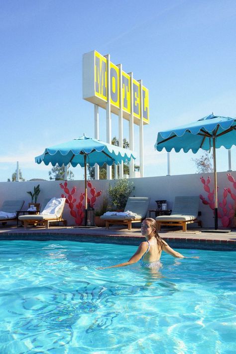 POOL | INSTAWORTHY HOTELS | RETRO MOTEL | MIDCENTURY MODERN | PALM SPRINGS VIBES | ICONIC SIGNS Photo by Duff Visuals Palm Springs Motel, Motel Design, Pool Business, Roadside Motel, Palm Springs Design, Palm Springs Architecture, Mount Gambier, Pool Pics, Retro Motel